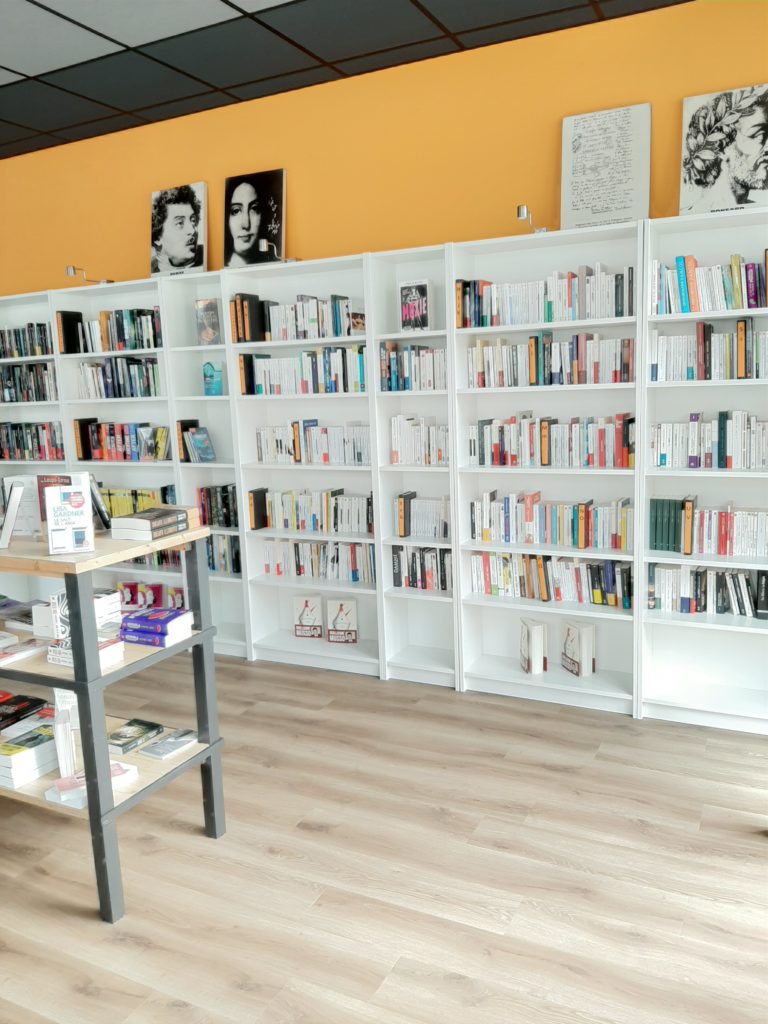 Jeu de société LOUPS GAROUS - Place 26 Librairie Café à Douvres La  Delivrande